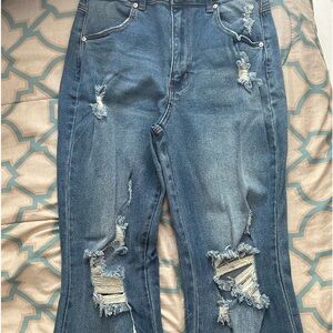 MADDEN GIRL Daisy’s 90’s. Flare Jeans 28